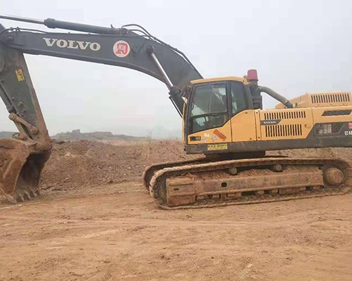 挖掘机需要加车用尿素吗?装载机能不能加车用尿素?