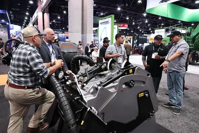 徐工工程车尿素,临工尿素液,柳工工程车尿素液